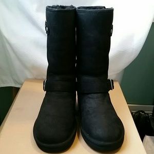 Ugg Sutter Boot Size 6